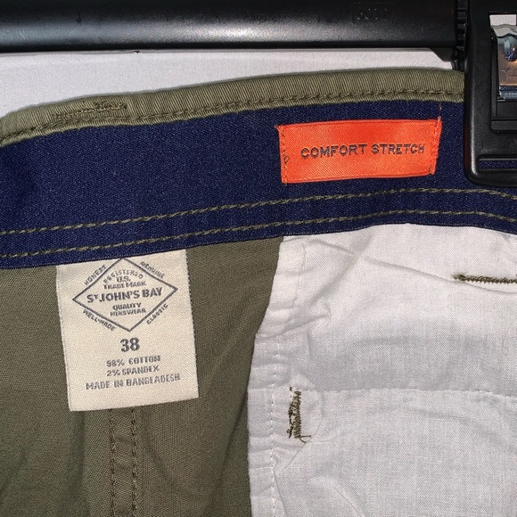 St. John’s Bay Green Shorts - Picture 6 of 6